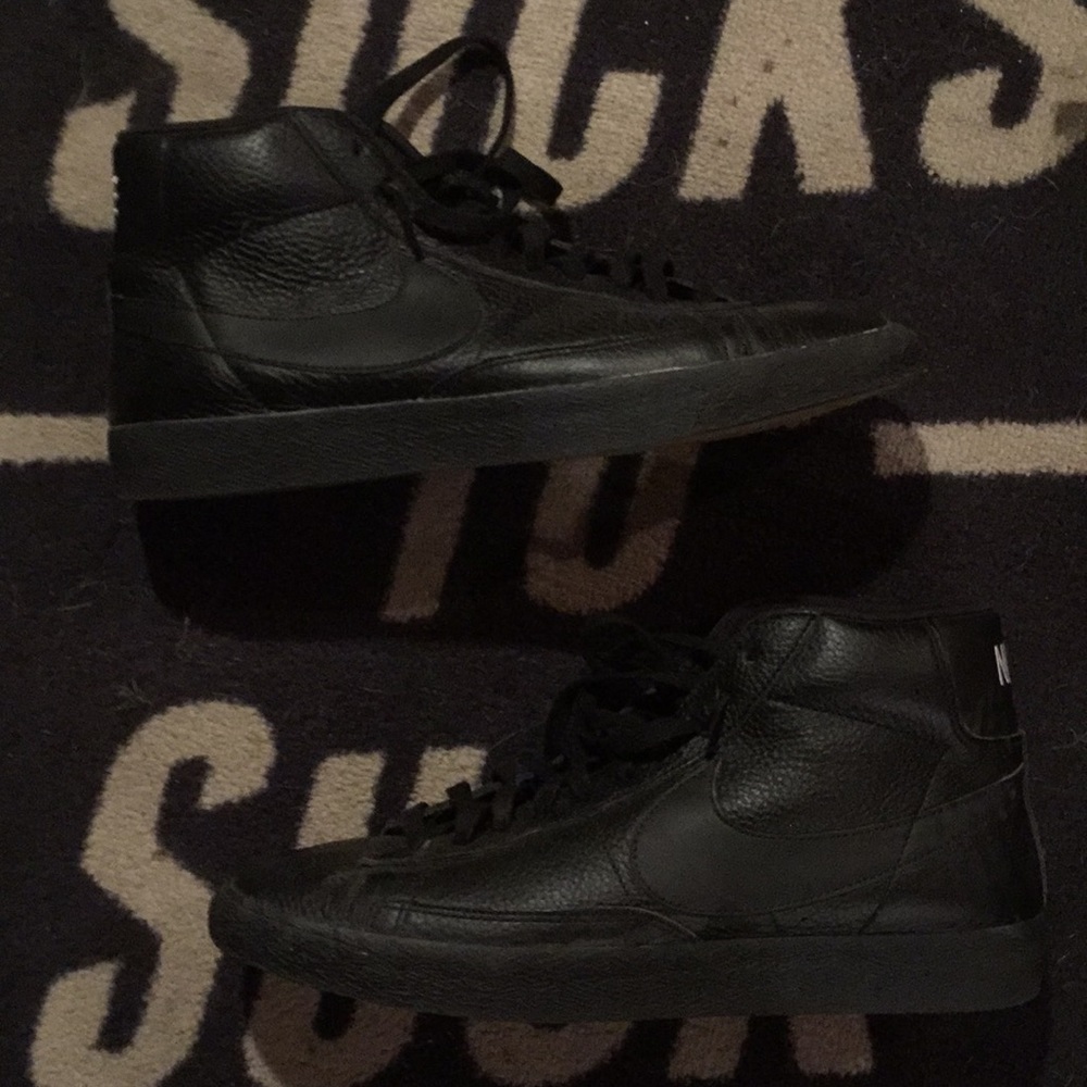 Men’s Size 11.5 Black Nike Hightop Blazers
